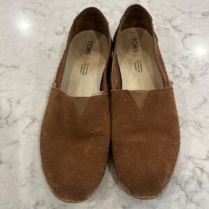 Suede Toms